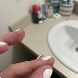 Chipped polish after 2 hours