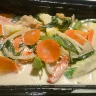 Green curry with tofu and veg. (Best protein for this dish in my opinion.)Dinner size.