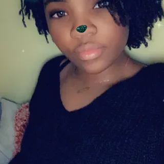 Nia R.