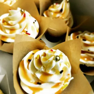 cupcakes with caramel sauce and sprinkles