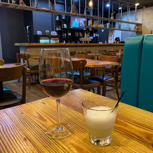 Pisco Sour, Pinot Noir