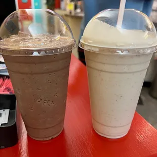 Shakes