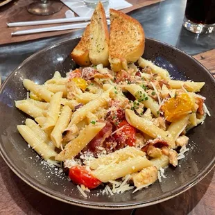 Classic Chicken Carbonara