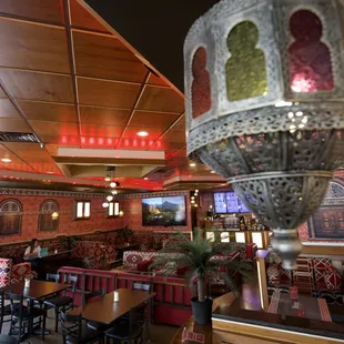 The Traditional Yemeni Atmosphere in Diwan Cafe