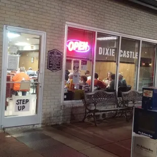 Non-pretentious exterior. February 18, 2017