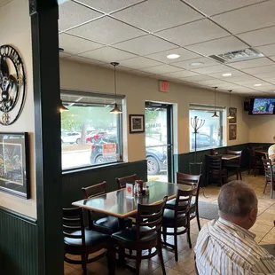 The main dining area...