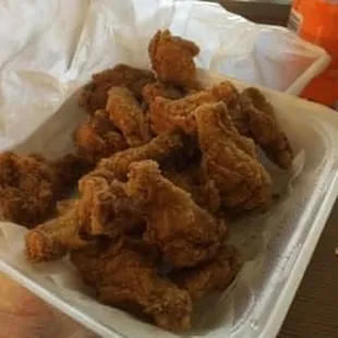 chicken wings, fried chicken, food, chicken, chicken wings and fried chicken, fried chicken wings, bbq wings, poultry, bbq chicken