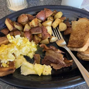 Two eggs Home Fries Bacon toast