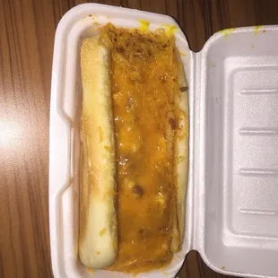 Good overall chili dog. Homemade chili was good Weinberg was ok. Add mustard to make it awesome