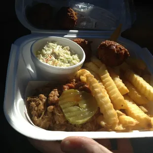 Their Barbecue Plate, with a drin k, just under $5. Not at all bad for a Hot Dog joint. Catch the slice of pickle of the Cue.