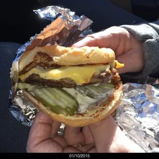 One of the very best diner style Cheeseburgers in the state.