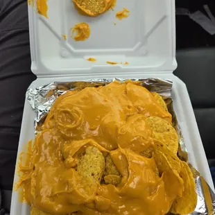 Cheese nachos