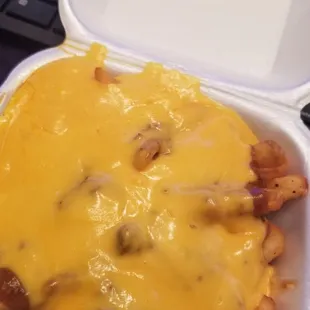 Chili cheese fries