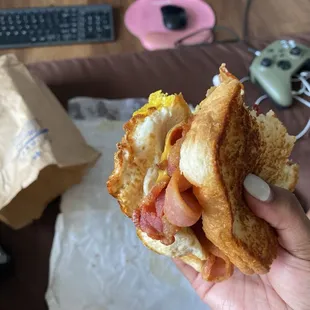 Bacon &amp; Egg Sandwich