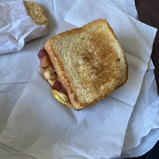 Bacon &amp; Egg Sandwich with Hash Brown Patty
