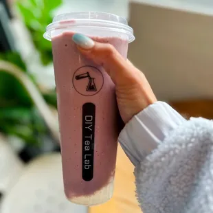 Melanie&apos;s TaroBerry Smoothie