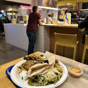 2 chicken thigh plate