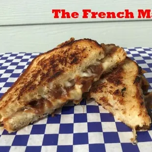 Caramelized Onions reduced in Beef Stock, Gruyere Cheese