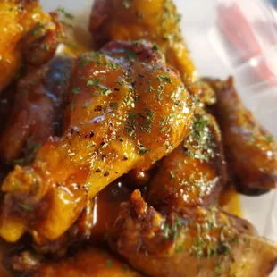 Traditional wings (8 count)