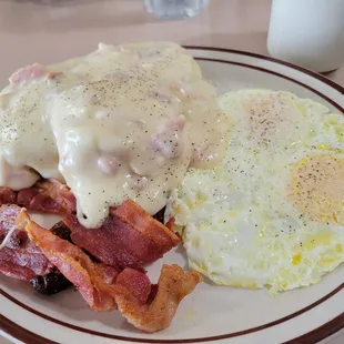 Biscuits and Gravy Special $13.99
