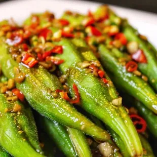 Okra with Sweet &amp; Spicy Sauce 鲜椒秋葵