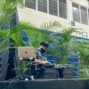 Rocking KS class of 2021 Project Grad