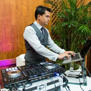 DJ Neekz - 07/05/14 Wedding