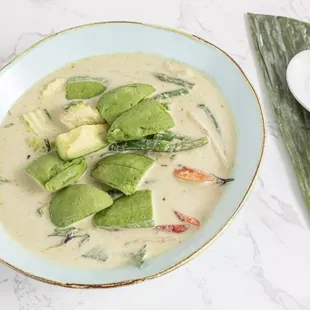 Green curry avocado