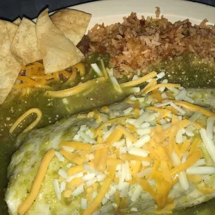 Wet burrito de asada with salsa verde