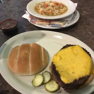 Cheeseburger + Soup w/ crackers