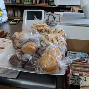 DJ’s Market 4/2018