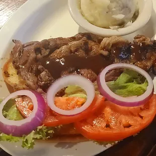 5/5 Rib Eye Sandwich &amp; Mashed Potatoes