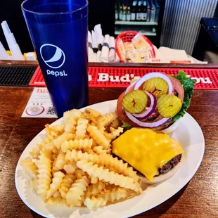 1/4 lb cheeseburger with crinkle fries