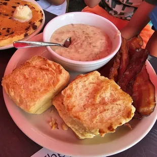 Biscuits ans gravy with side of bacon
