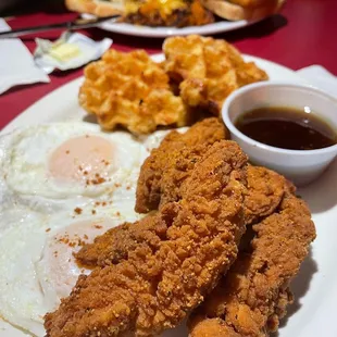 Hot chicken and wafdlws