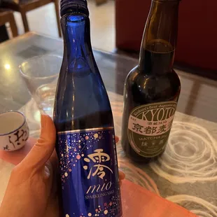 Sparkling sake