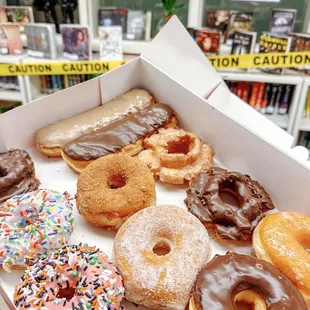 food, dough desserts, donuts