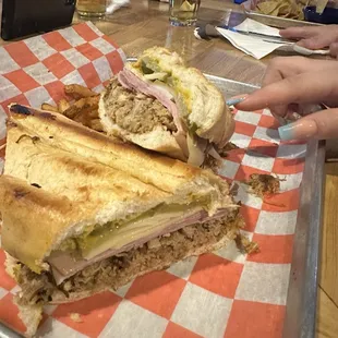 Full court press! Pulled pork! OMG!