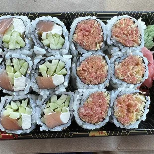 Philadelphia &amp; Spicy Tuna Roll.. Very good