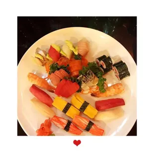 Sushi sashimi combo for 2