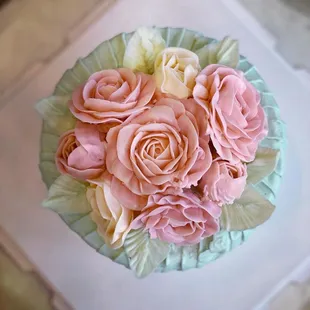 carrot cake with flower design