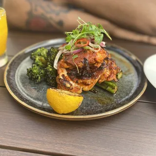 Medio Pollo al Carbon**