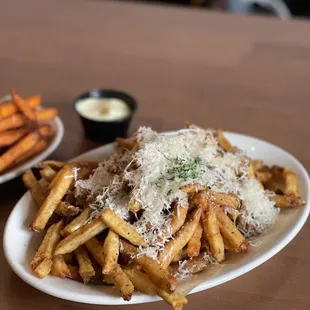 Parmesan Truffle Fries (large)