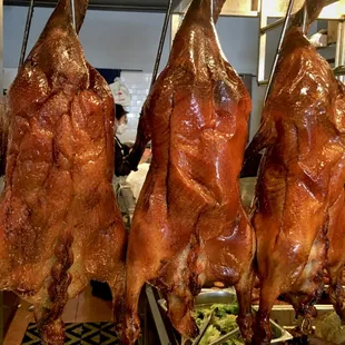Look at these yummy roast ducks.