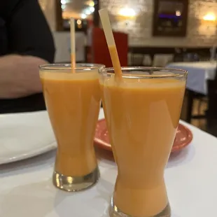 Mango lassi