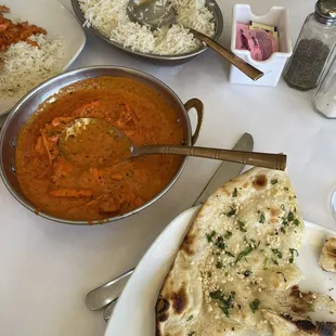 Chicken Makhani, Garlic Naan