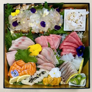 Premium Sashimi Box