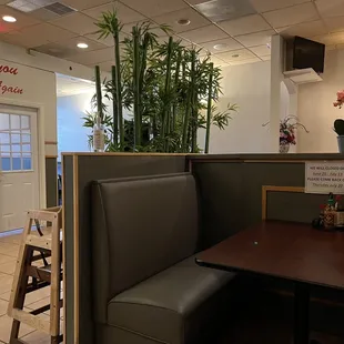 Nice ambiance.