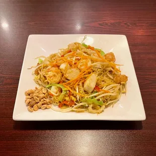 Seafood SIngapore Noodle