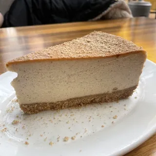 Cinnamon Toast Crunch Cheesecake